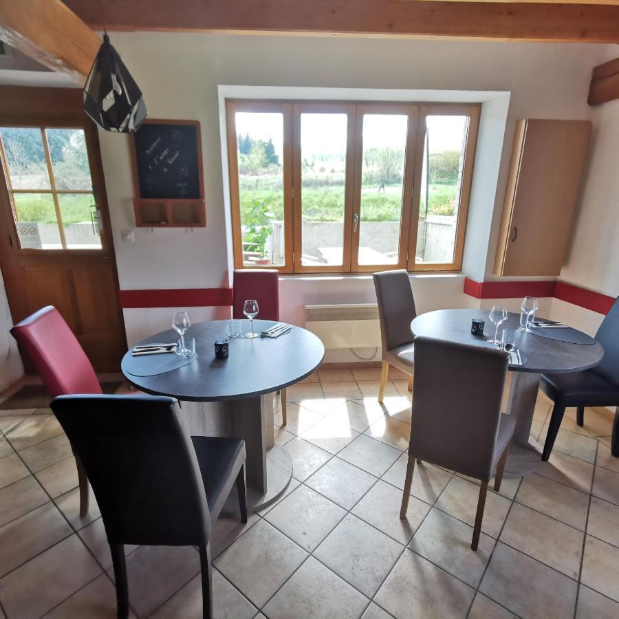 Arfeuilles Auberge Du Precontent מראה חיצוני תמונה